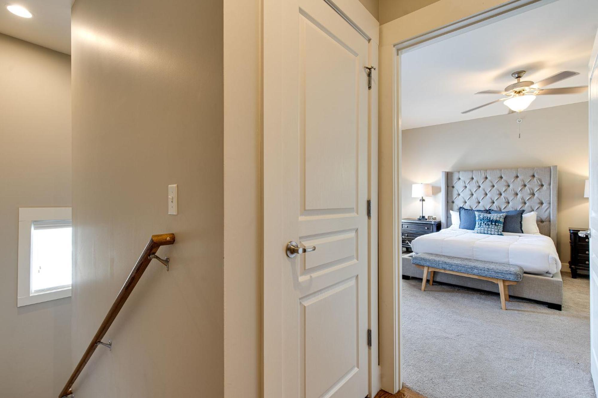 Apartmán The Celebrity - Minutes To Broadway With A Balcony Nashville Exteriér fotografie